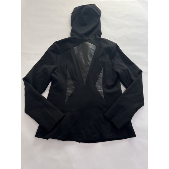 Blanc Noir Gayatri Hooded Blazer in Black - Picture 4 of 5